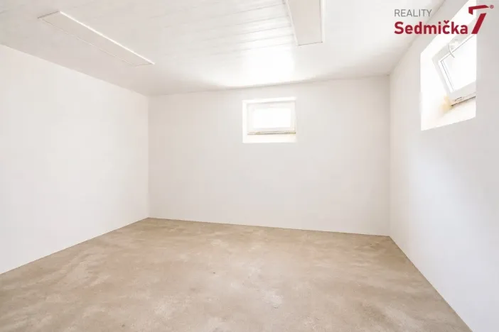Prodej bytu 2+1, Žďár nad Sázavou, Jiřího z Poděbrad, 64 m2