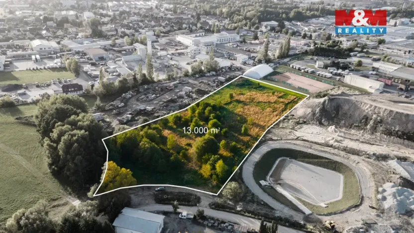 Prodej komerčního pozemku, Vráto, 13000 m2