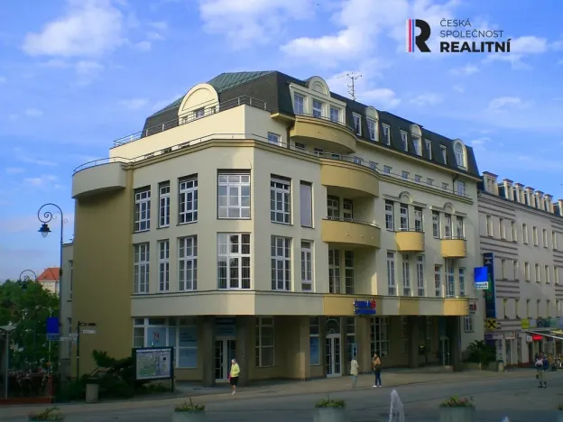 Pronájem kanceláře, Karlovy Vary, T. G. Masaryka, 20 m2
