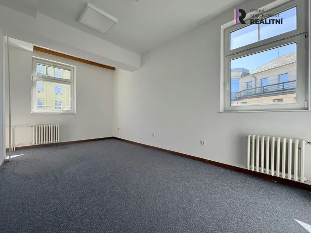 Pronájem kanceláře, Karlovy Vary, T. G. Masaryka, 20 m2