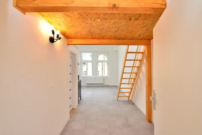 Pronájem bytu 1+kk, Praha - Vinohrady, Rejskova, 22 m2