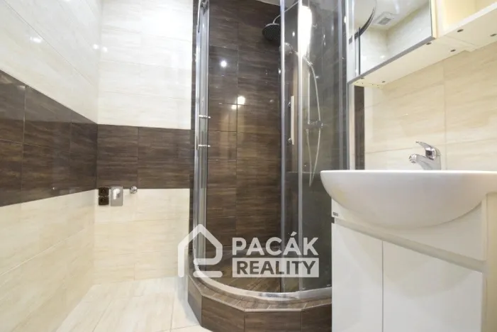 Pronájem bytu 3+1, Olomouc - Neředín, Stiborova, 74 m2