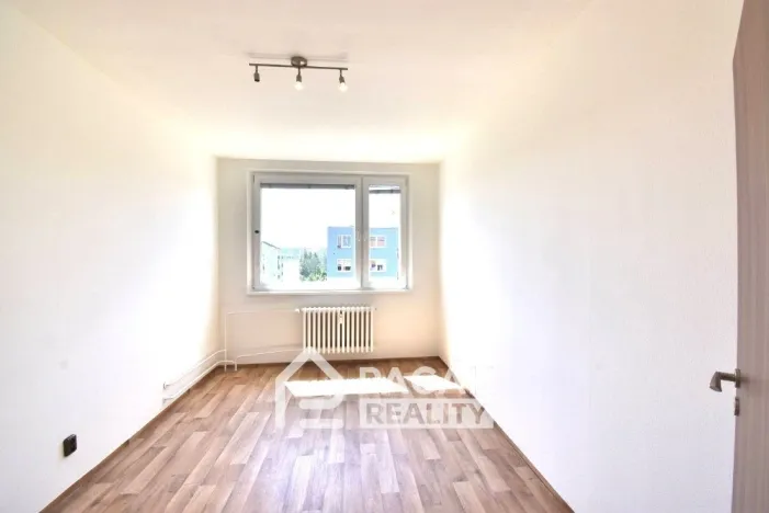 Pronájem bytu 3+1, Olomouc - Neředín, Stiborova, 74 m2