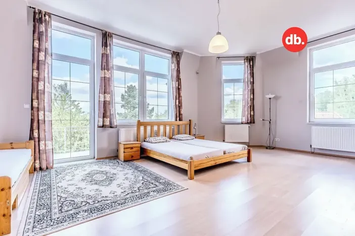 Prodej rodinného domu, Karlovy Vary, Krokova, 280 m2