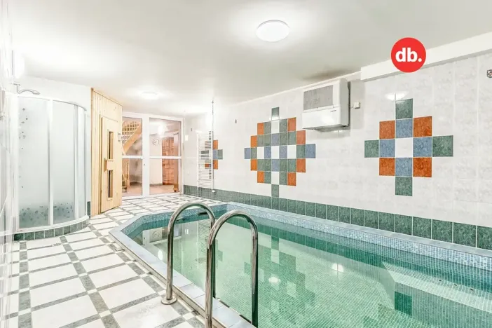 Prodej rodinného domu, Karlovy Vary, Krokova, 280 m2