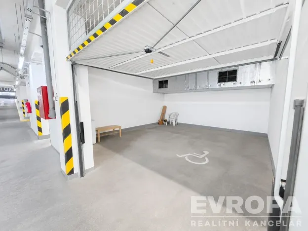 Prodej bytu 2+kk, Praha - Hlubočepy, Voskovcova, 51 m2