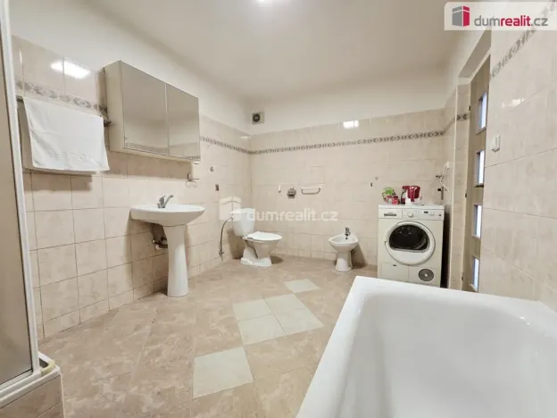 Pronájem bytu 3+kk, Praha - Horní Počernice, Bártlova, 98 m2
