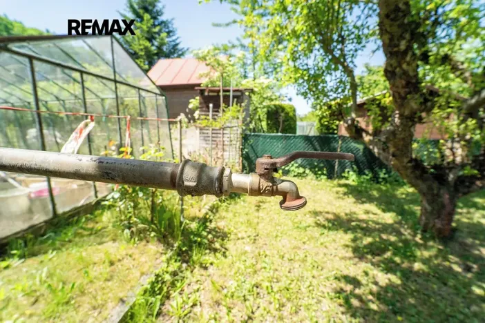 Prodej chaty, Praha - Dubeč, Slatiny, 20 m2