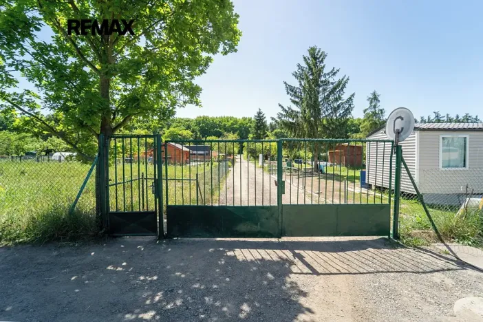 Prodej chaty, Praha - Dubeč, Slatiny, 20 m2