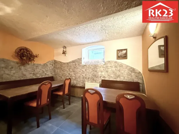 Pronájem restaurace, Mariánské Lázně - Úšovice, Plzeňská, 100 m2