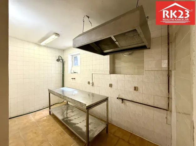 Pronájem restaurace, Mariánské Lázně - Úšovice, Plzeňská, 100 m2