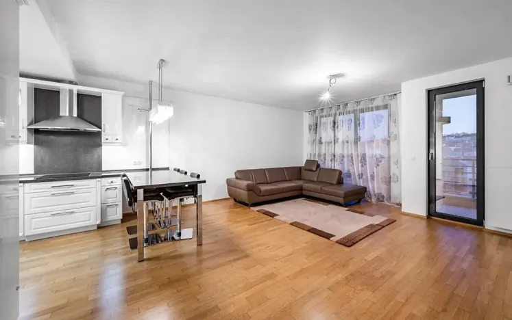 Pronájem bytu 3+kk, Praha - Břevnov, Na Petynce, 91 m2