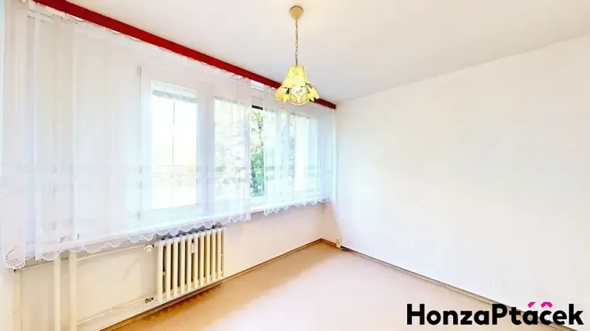 Prodej bytu 3+1, Praha - Prosek, Veltruská, 60 m2