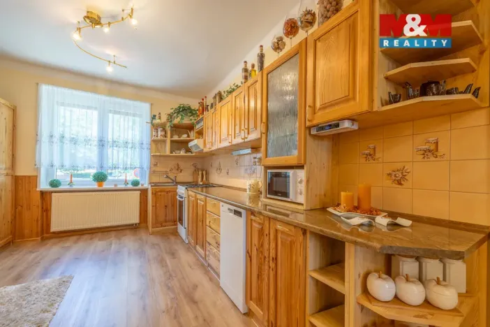 Prodej bytu 2+1, Chomutov, Selská, 67 m2