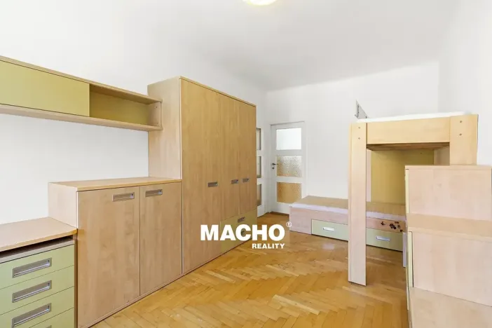 Pronájem bytu 3+1, Plzeň, Politických vězňů, 79 m2