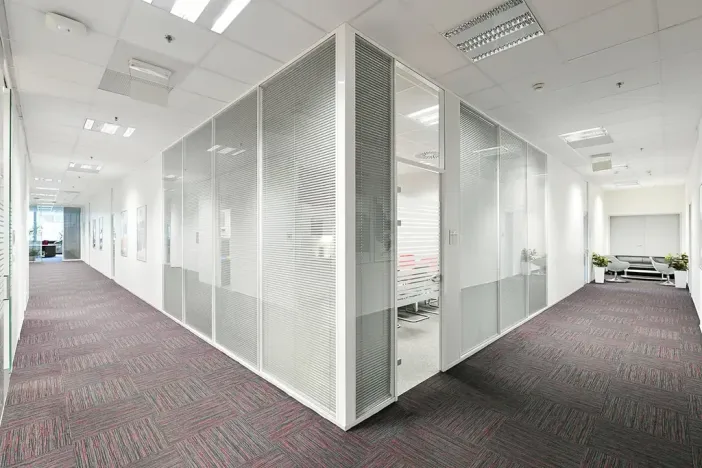 Pronájem kanceláře, Praha - Stodůlky, Siemensova, 560 m2