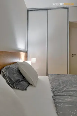 Pronájem bytu 2+kk, Praha - Liboc, Naardenská, 54 m2