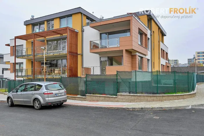 Pronájem bytu 2+kk, Praha - Liboc, Naardenská, 54 m2