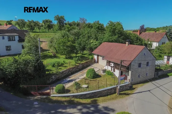 Prodej rodinného domu, Sedlčany, 93 m2