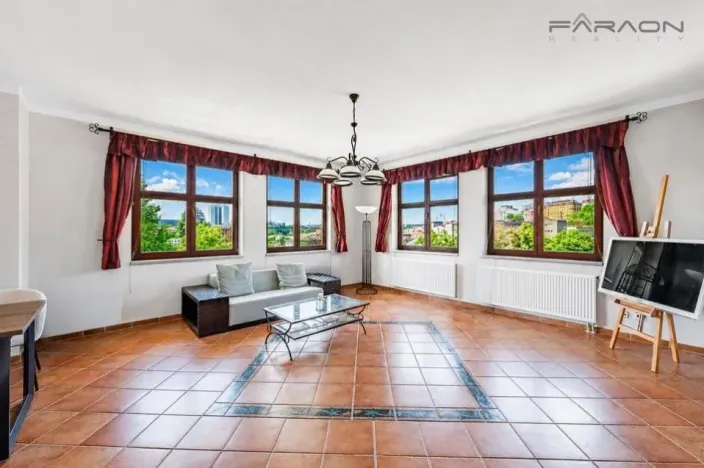 Pronájem bytu 2+kk, Praha - Vinohrady, Perucká, 75 m2