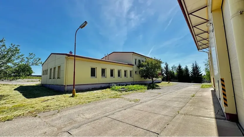 Prodej skladu, Řídký, 1400 m2