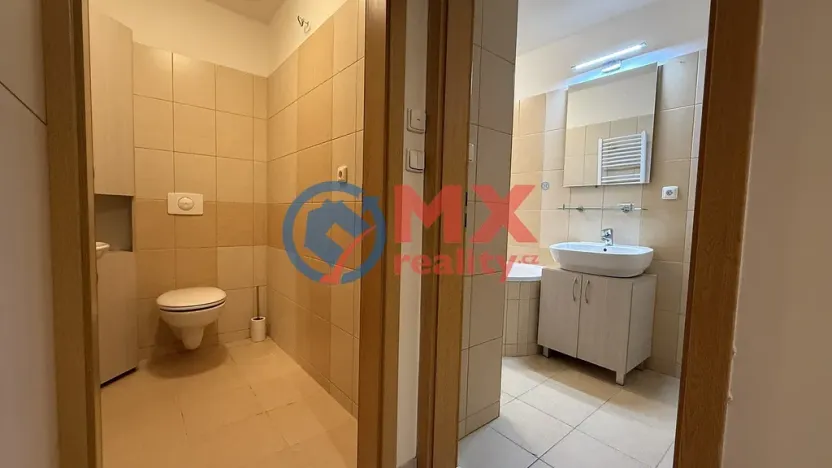Pronájem bytu 2+kk, Praha - Holešovice, Ortenovo náměstí, 85 m2