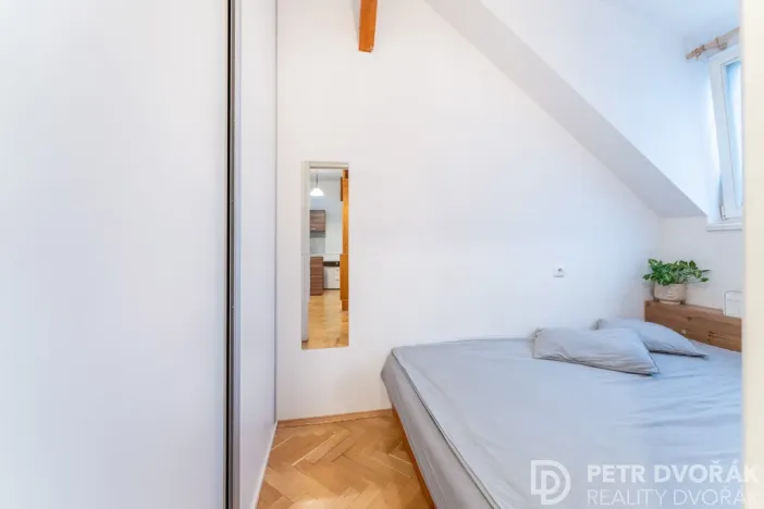 Prodej bytu 2+kk, Praha - Žižkov, Orebitská, 35 m2