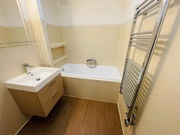 Pronájem bytu 2+kk, Praha - Braník, Branická, 51 m2