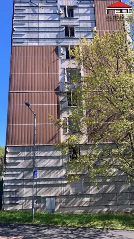 Prodej bytu 2+1, Litvínov - Janov, Třebušická, 80 m2