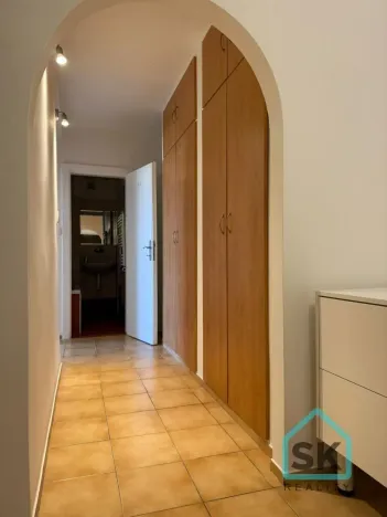 Pronájem bytu 2+1, Krnov - Pod Bezručovým vrchem, nám. Hrdinů, 60 m2