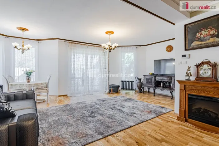 Prodej rodinného domu, Kyselka - Radošov, 260 m2