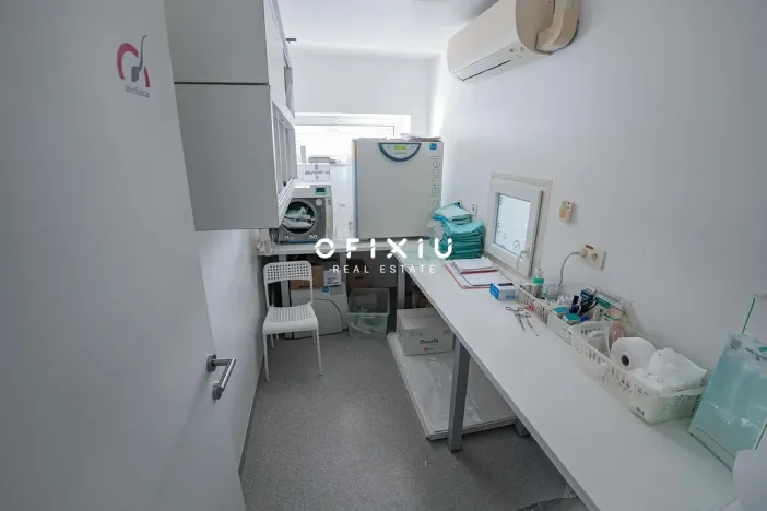 Prodej obchodního prostoru, Bratislava-Staré Mesto, Slovensko, Búdková, 581 m2
