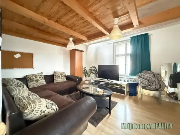Pronájem bytu 3+1, Praha - Horní Počernice, Khodlova, 85 m2