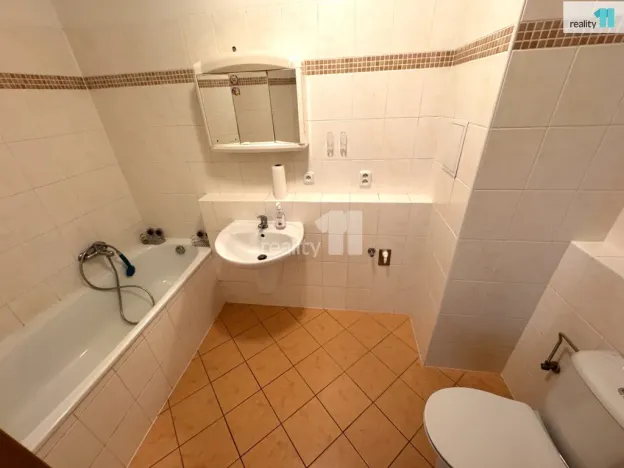 Pronájem bytu 2+kk, Praha - Řepy, Skuteckého, 57 m2