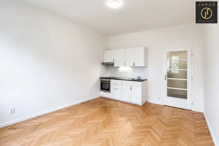 Pronájem bytu 1+kk, Praha - Košíře, Vrchlického, 26 m2