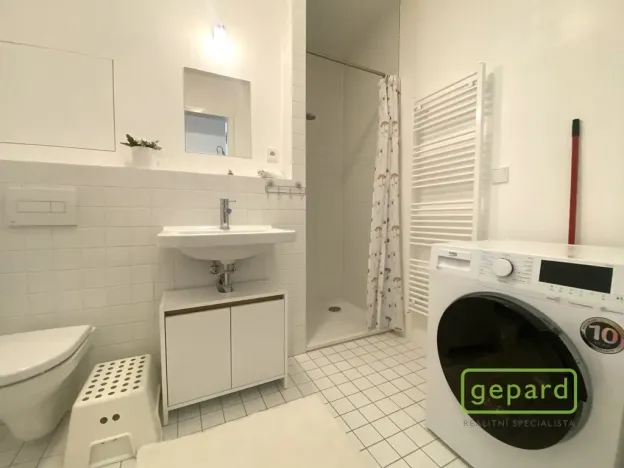 Pronájem bytu 1+kk, Řevnice, Pod Lipami, 44 m2