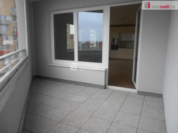 Pronájem bytu 2+kk, Praha - Horní Měcholupy, Modenská, 81 m2