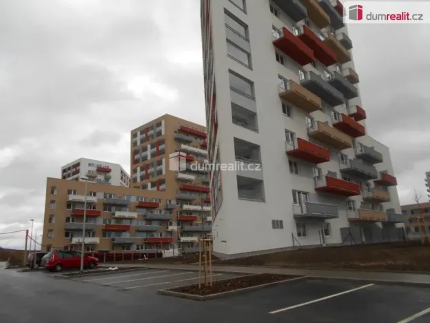 Pronájem bytu 2+kk, Praha - Horní Měcholupy, Modenská, 81 m2