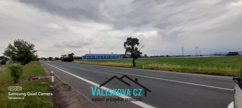 Prodej komerčního pozemku, Hulín, 7249 m2