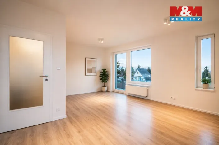 Pronájem bytu 2+kk, Praha, U Hostavického potoka, 72 m2