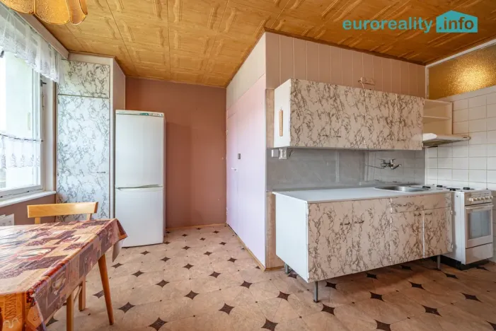 Prodej bytu 3+1, Luby, U Pily, 82 m2