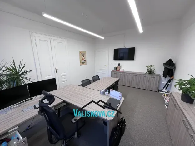 Pronájem kanceláře, Kroměříž, Kollárova, 93 m2