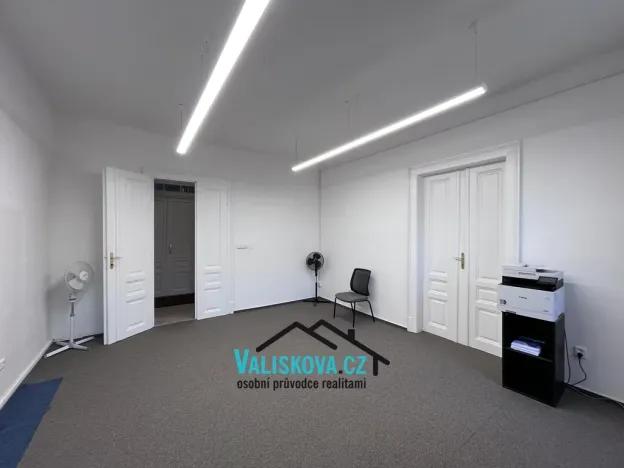 Pronájem kanceláře, Kroměříž, Kollárova, 93 m2