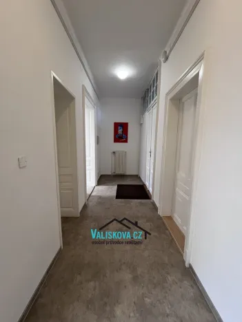 Pronájem kanceláře, Kroměříž, Kollárova, 93 m2