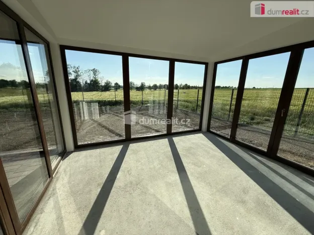 Prodej rodinného domu, Svárov, Pod Větrolamem, 155 m2