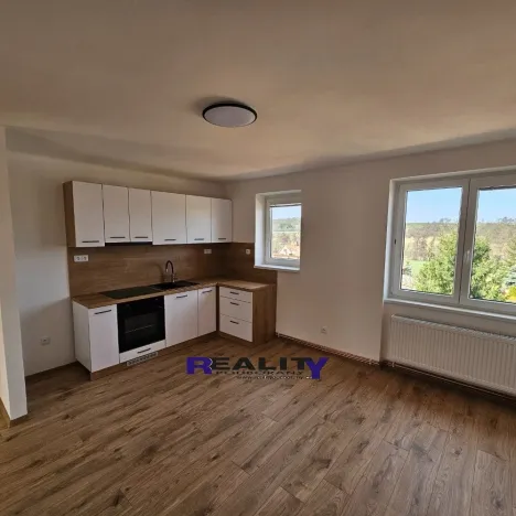 Prodej bytu 3+kk, Lubenec, 59 m2