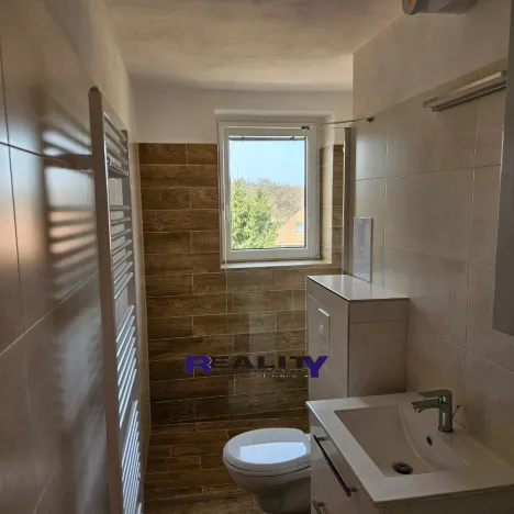 Prodej bytu 3+kk, Lubenec, 59 m2
