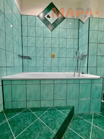 Prodej bytu 2+1, Kadaň, Chomutovská, 56 m2