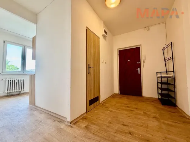 Pronájem bytu 2+1, Kadaň, Chomutovská, 56 m2