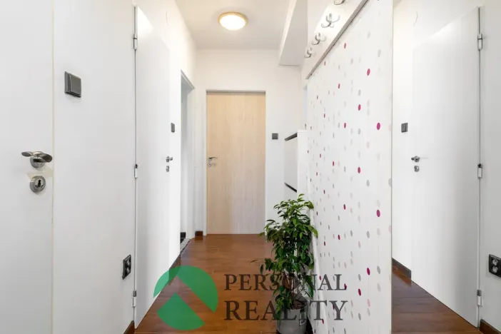 Prodej bytu 2+1, Červený Kostelec, Koubovka, 56 m2